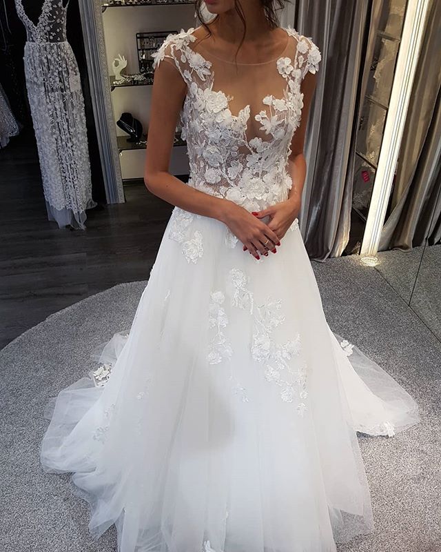 Cap Sleeve Long A-Line Wedding Dress, Applique Elegant Tulle Wedding Dress, D1441